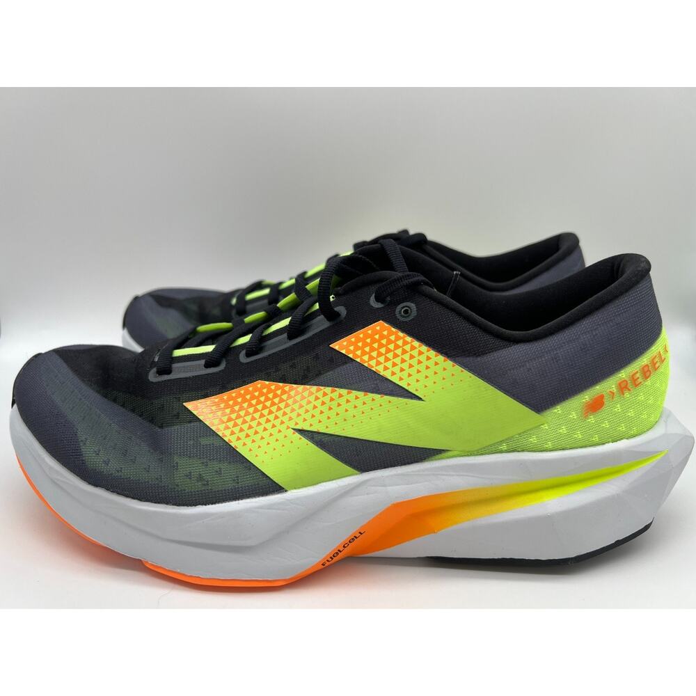 New Balance FuelCell Rebel v4 Men's 13 Black White Peach MFCXCB4 New - Picture 2 of 16